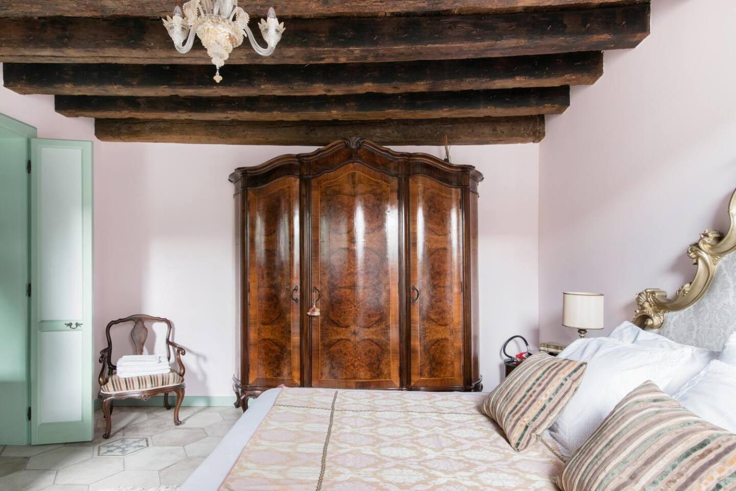 Corte Dell' Angelo, Una Casa Romantica Vicino La Biennale Венеция Экстерьер фото